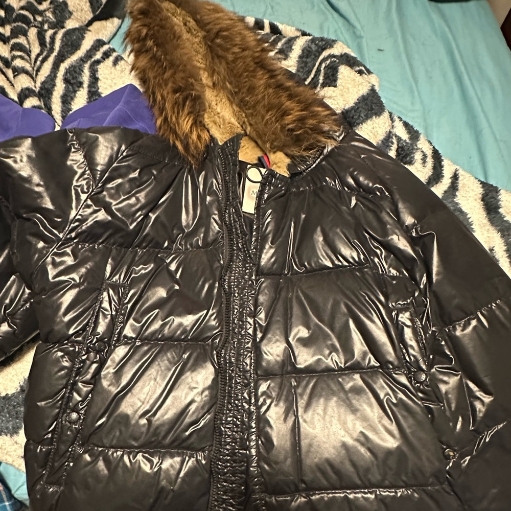 Black Puffer Jacket with Faux Fur Collar